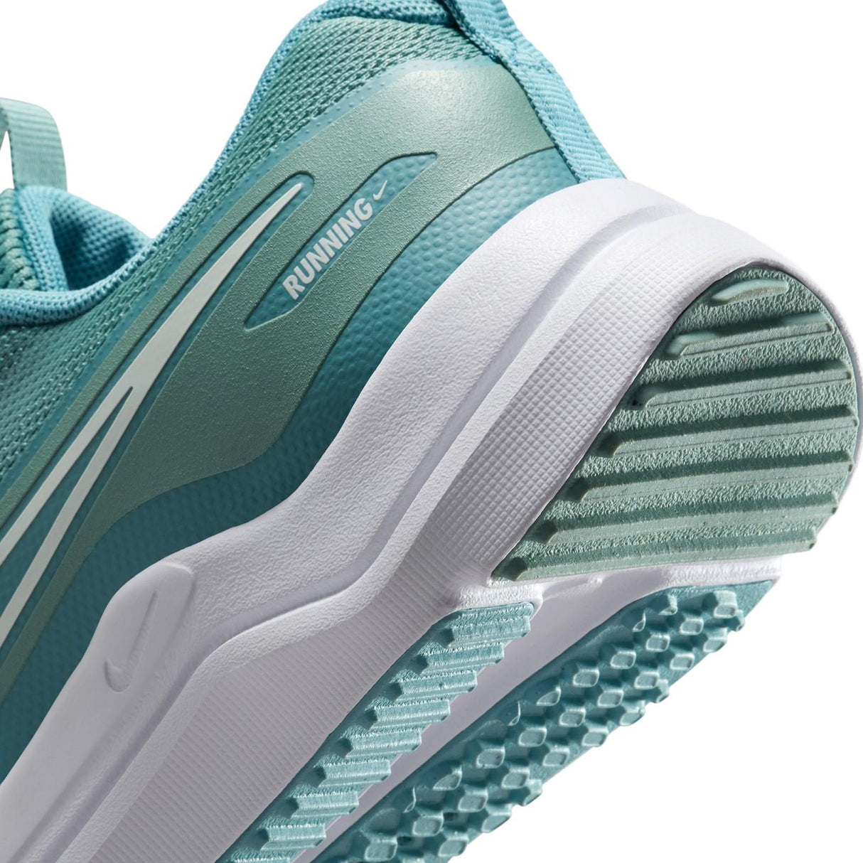Nike Cosmic Runner Kids Road Running Shoes