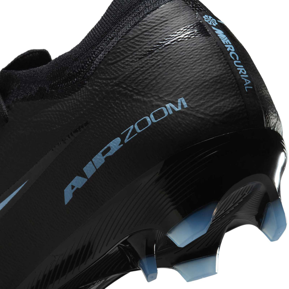 Nike Mercurial Vapor 16 Pro
Firm-Ground Low-Top Football Boots