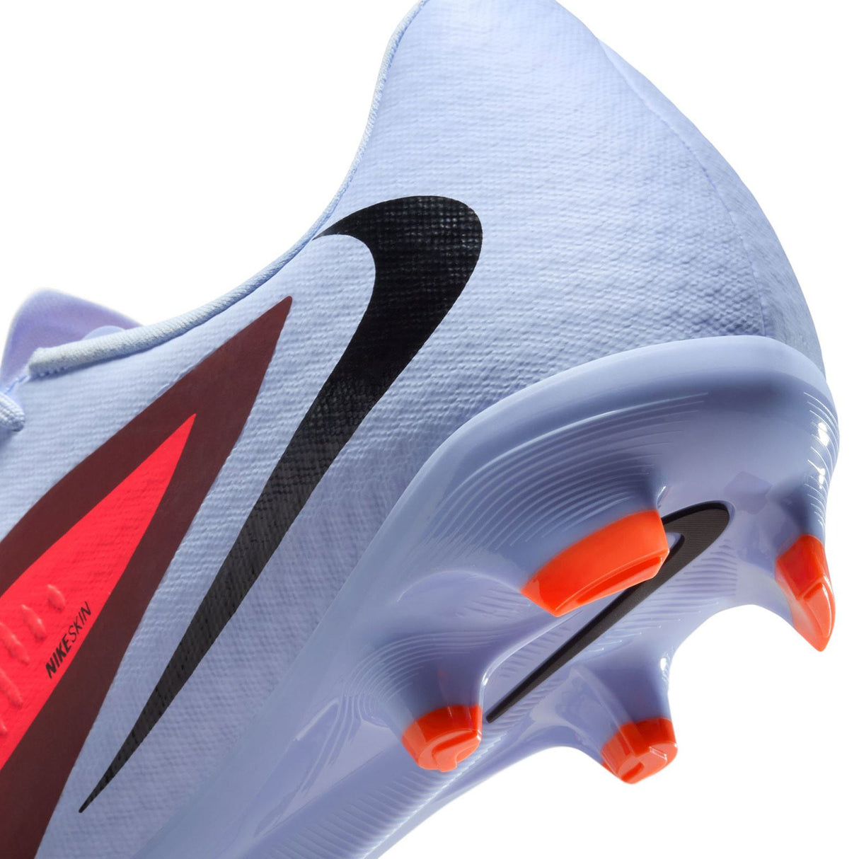 Nike Phantom 6 Low Academy Multi-Ground Football Boots