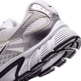 Nike Mens V5 Rnr White/Black/Grey