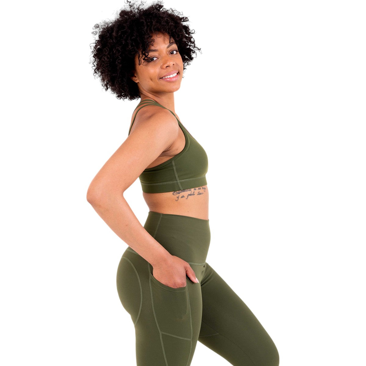 Peachylean Hero Womens Medium-Support Sports Bra