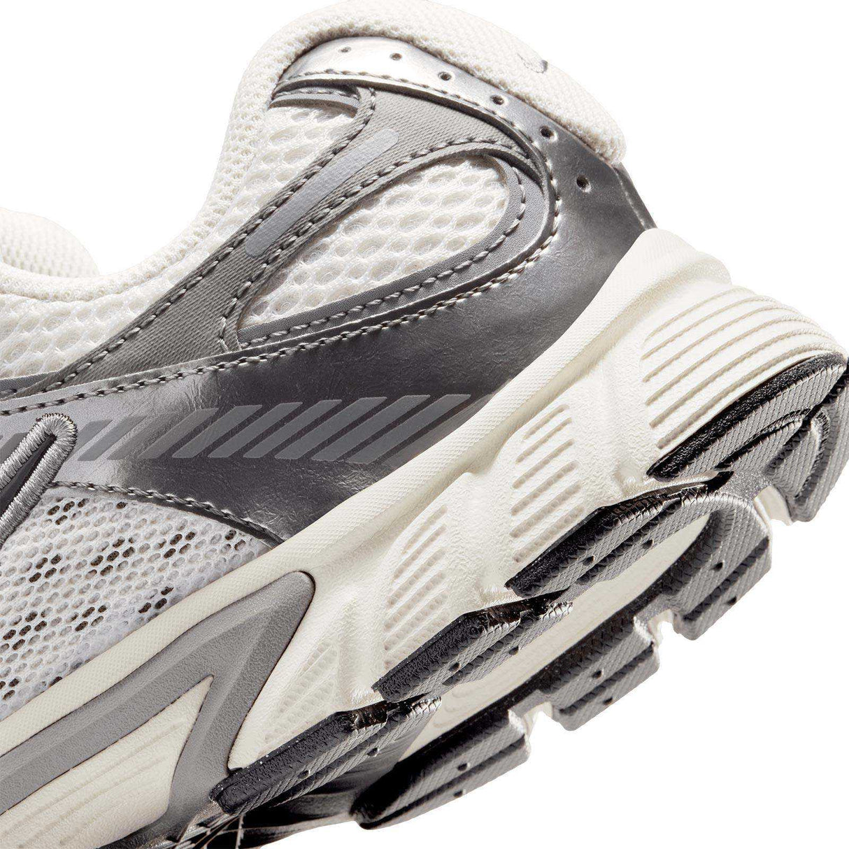 NIKE NIKE V5 RNR KIDS GREY
