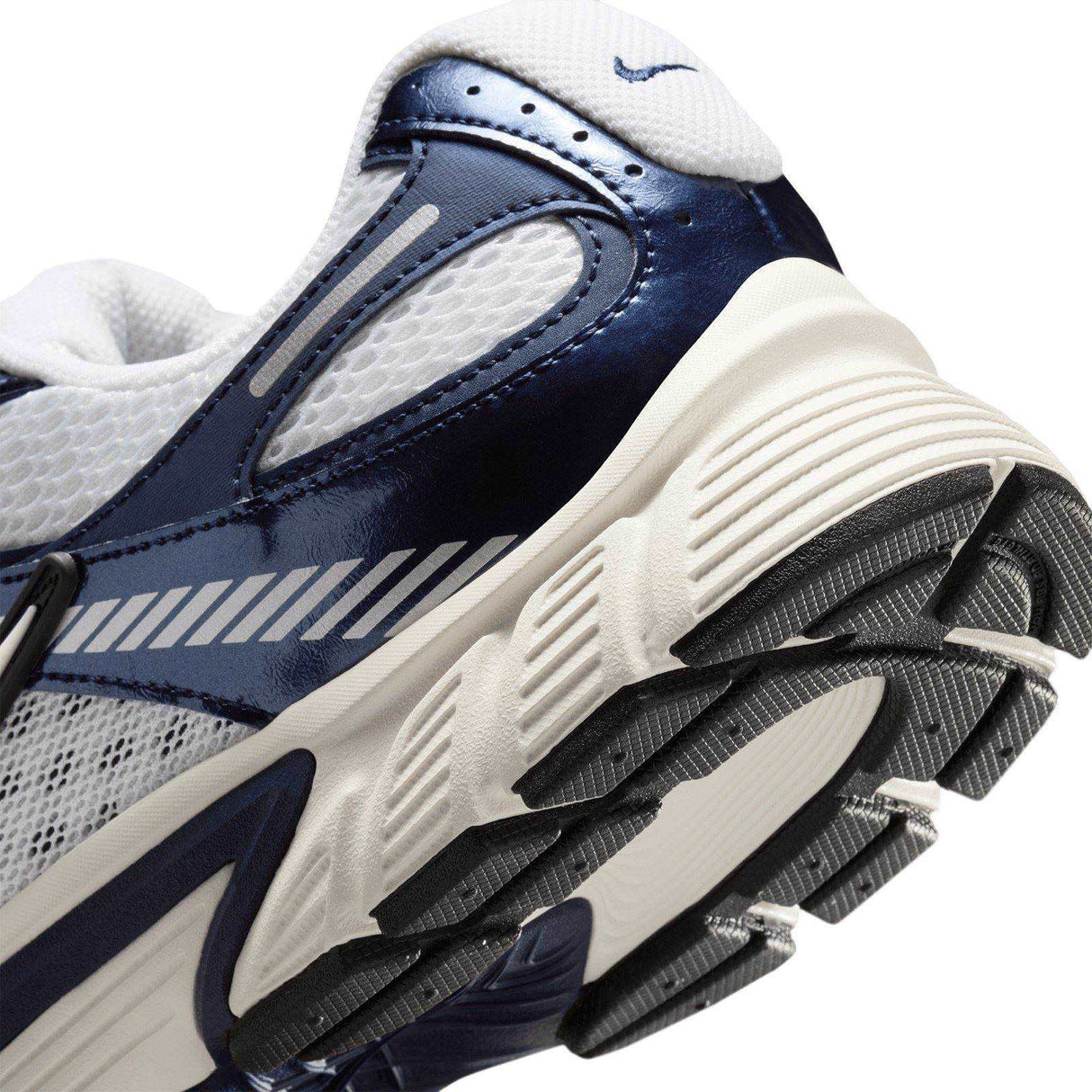 Nike V5 RNR Mens White