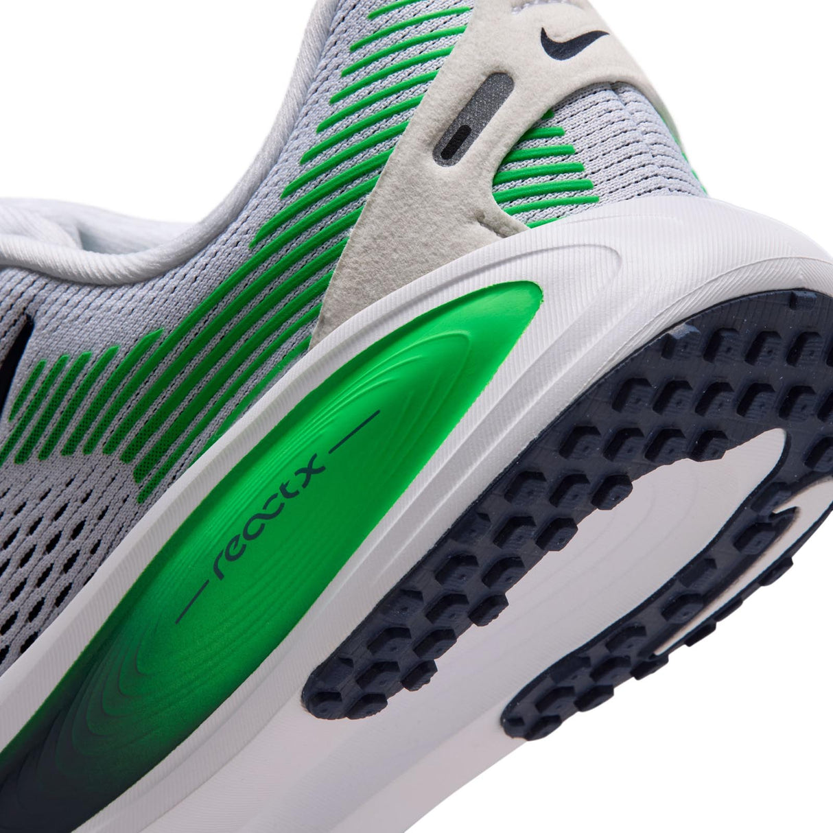 Nike Vomero 18 Boys White