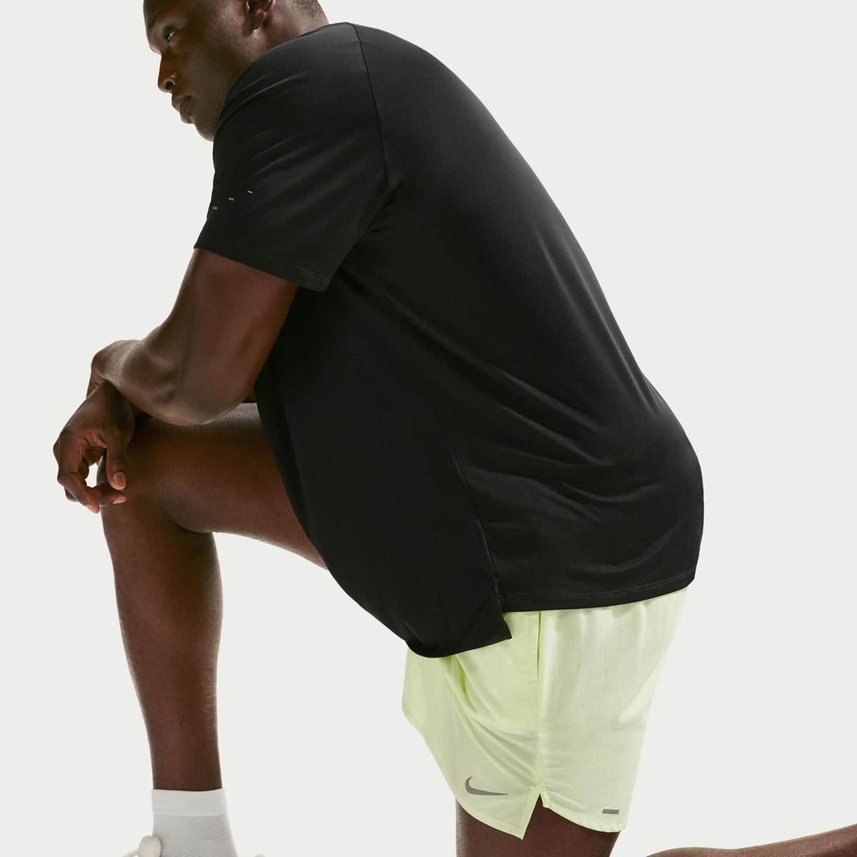 Nike Mens DFADV Stride SS Top Black