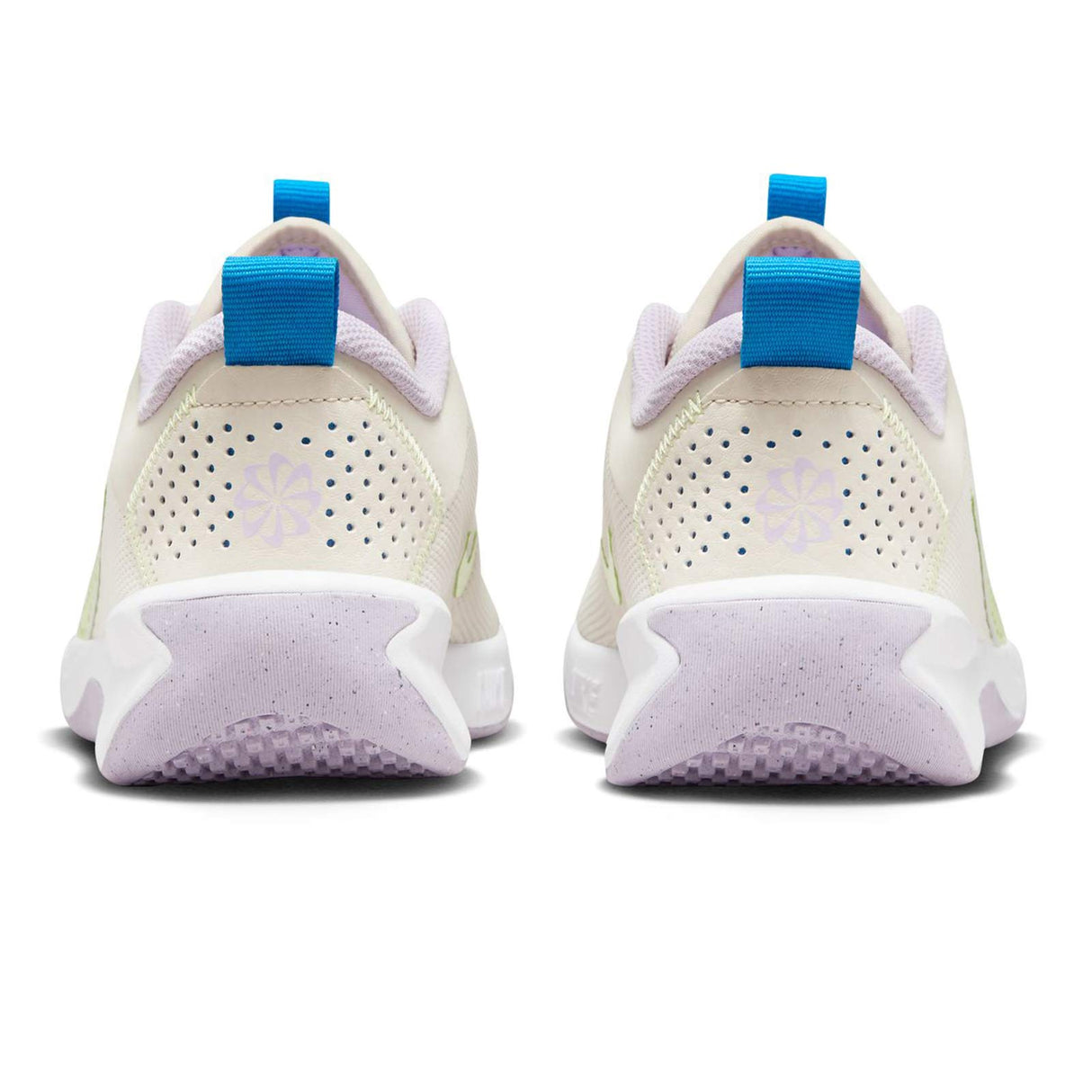 Nike Omni Multi-Court Kids Shoes