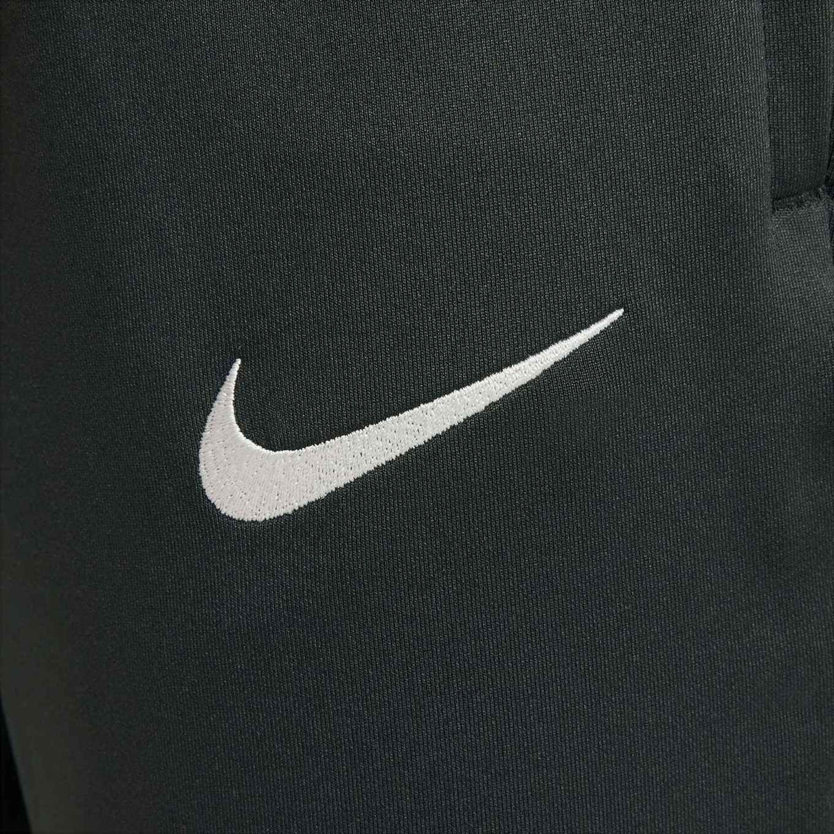 Nike Chelsea FC 2025 / 26 Kids Strike Drill Pant - Nike logo