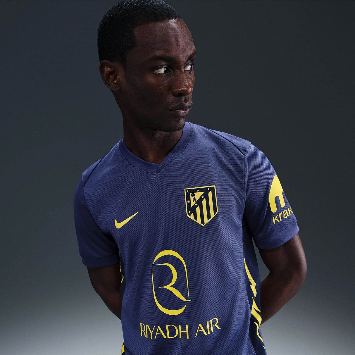 Nike Atlético Madrid 2025/26 Stadium Away Jersey - Model view