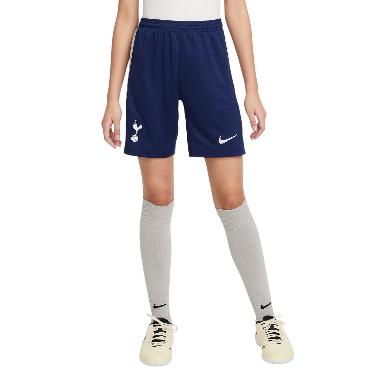 Nike Tottenham Hotspur 2025/26 Kids Home Shorts - Model front