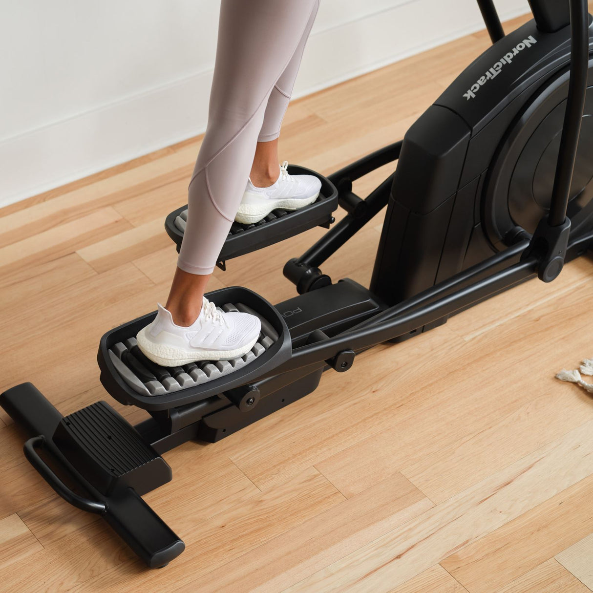NordicTrack AirGlide LE Elliptical