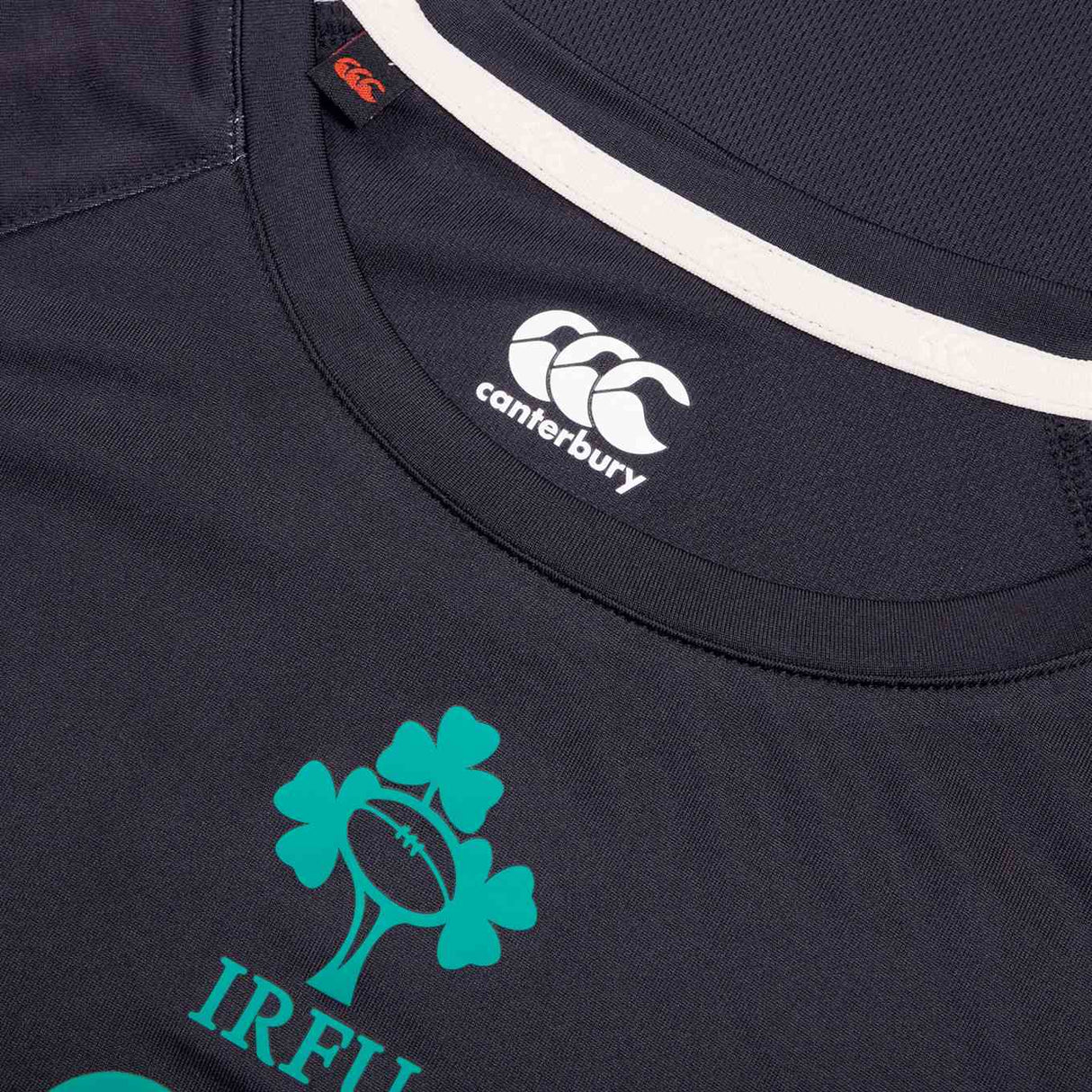 Canterbury IRFU Ireland Rugby 2025/26 Womens Superlight Training T-Shirt Close-Up Chest View
