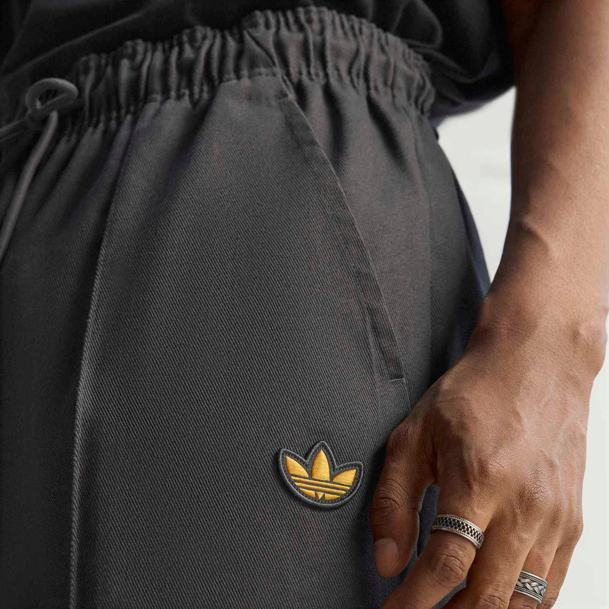 adidas OG MUFC 25 Icon Drill Pant Black
