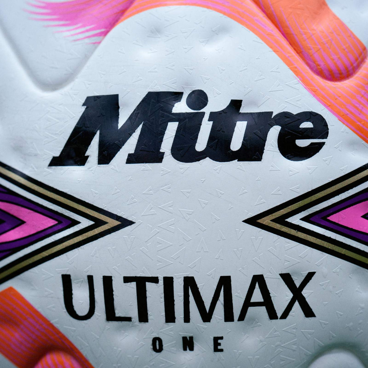Mitre Ultimax One 26 Football 5 White