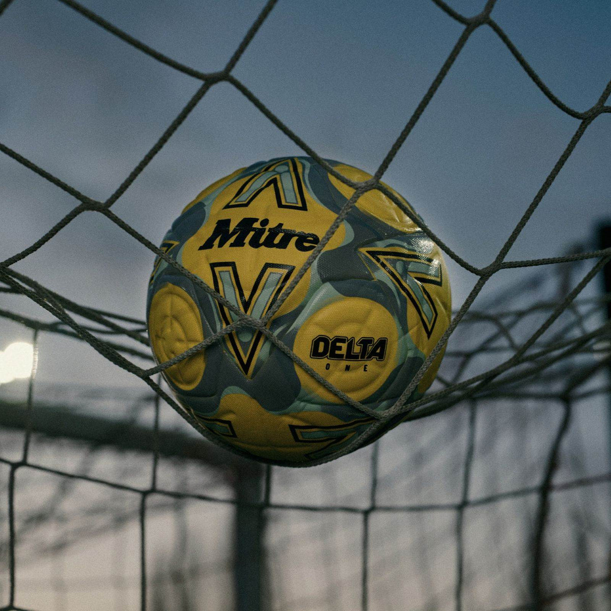 Mitre Delta One 24 Football 5 Yellow