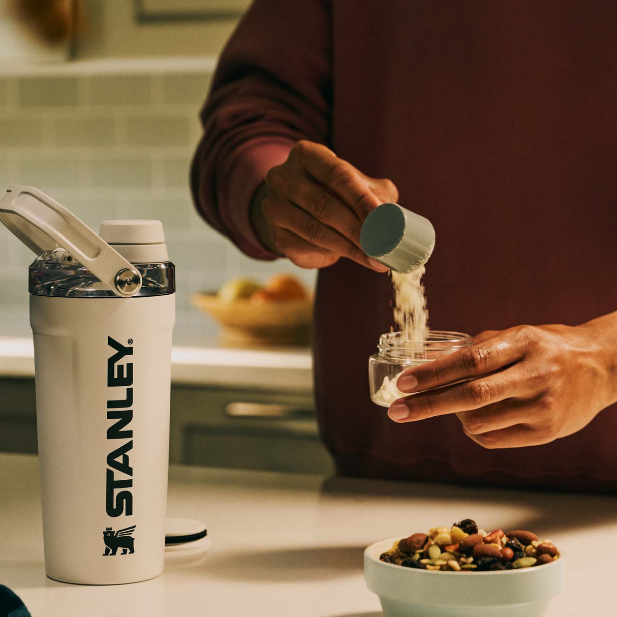 Stanley The Vitalize Shaker White