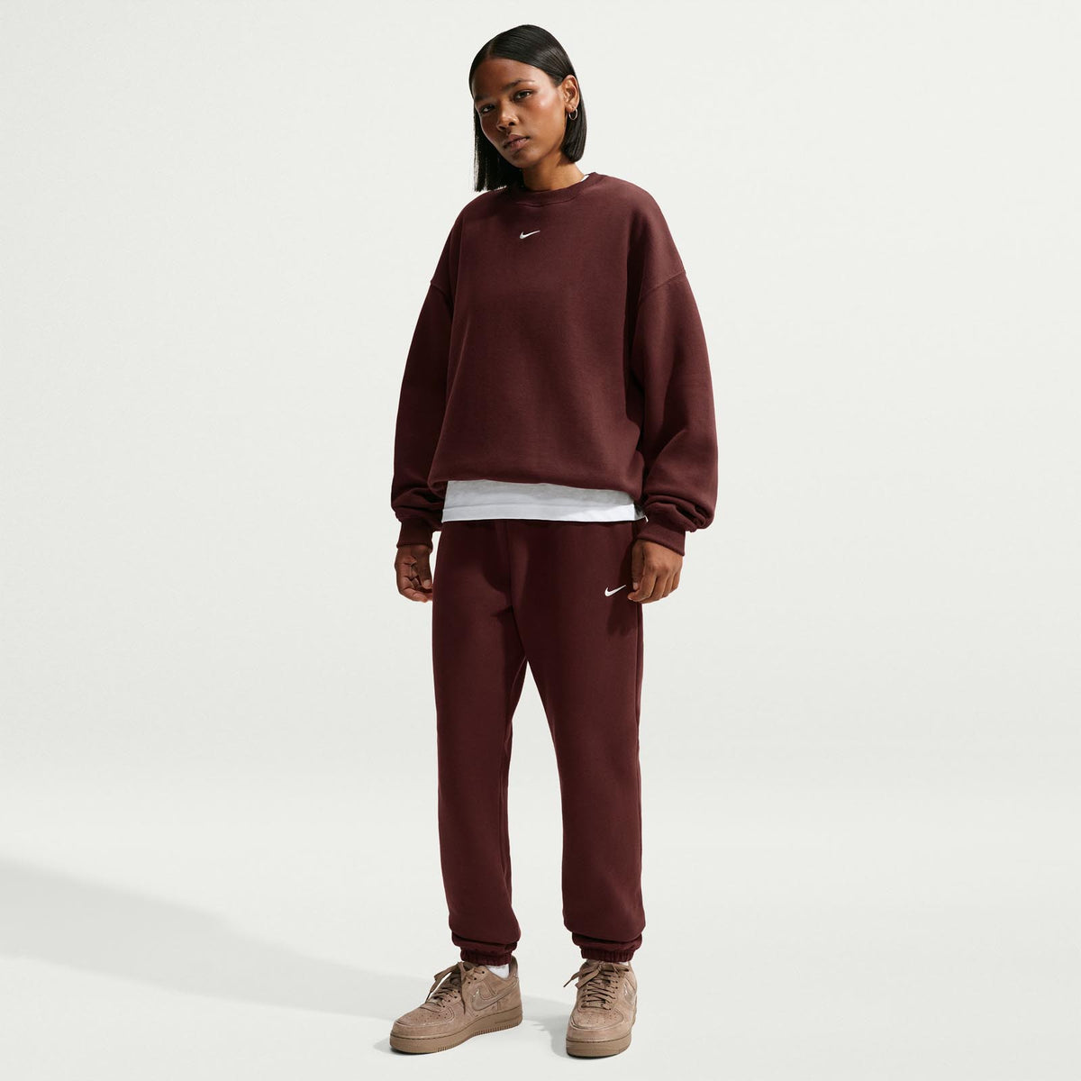 NIKE WMS STDO FLC MW MR CFT PANT Maroon