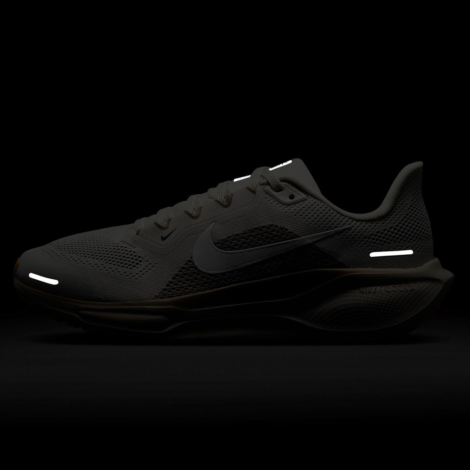 nike pegasus all black womens
