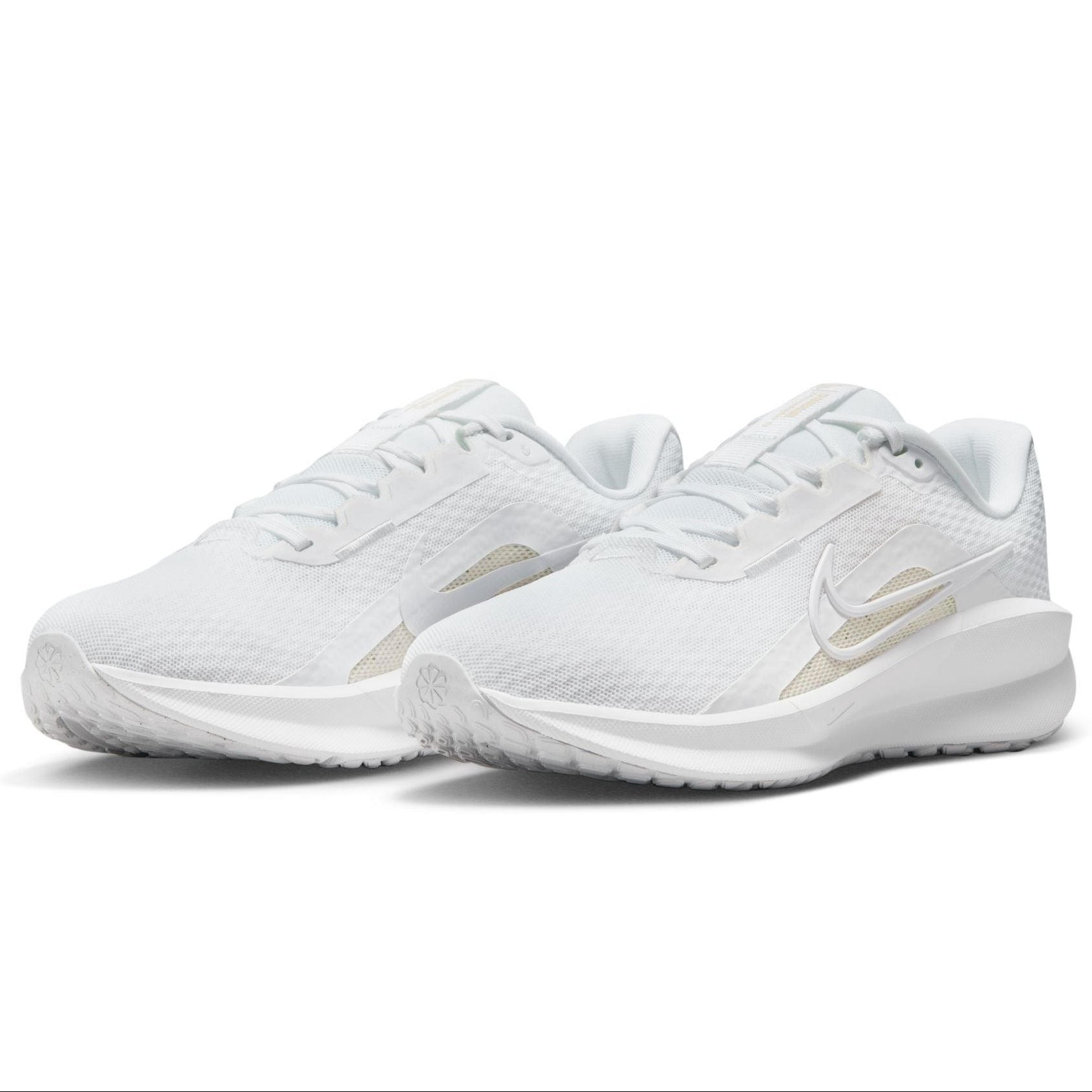 nike downshifter 10 women's white