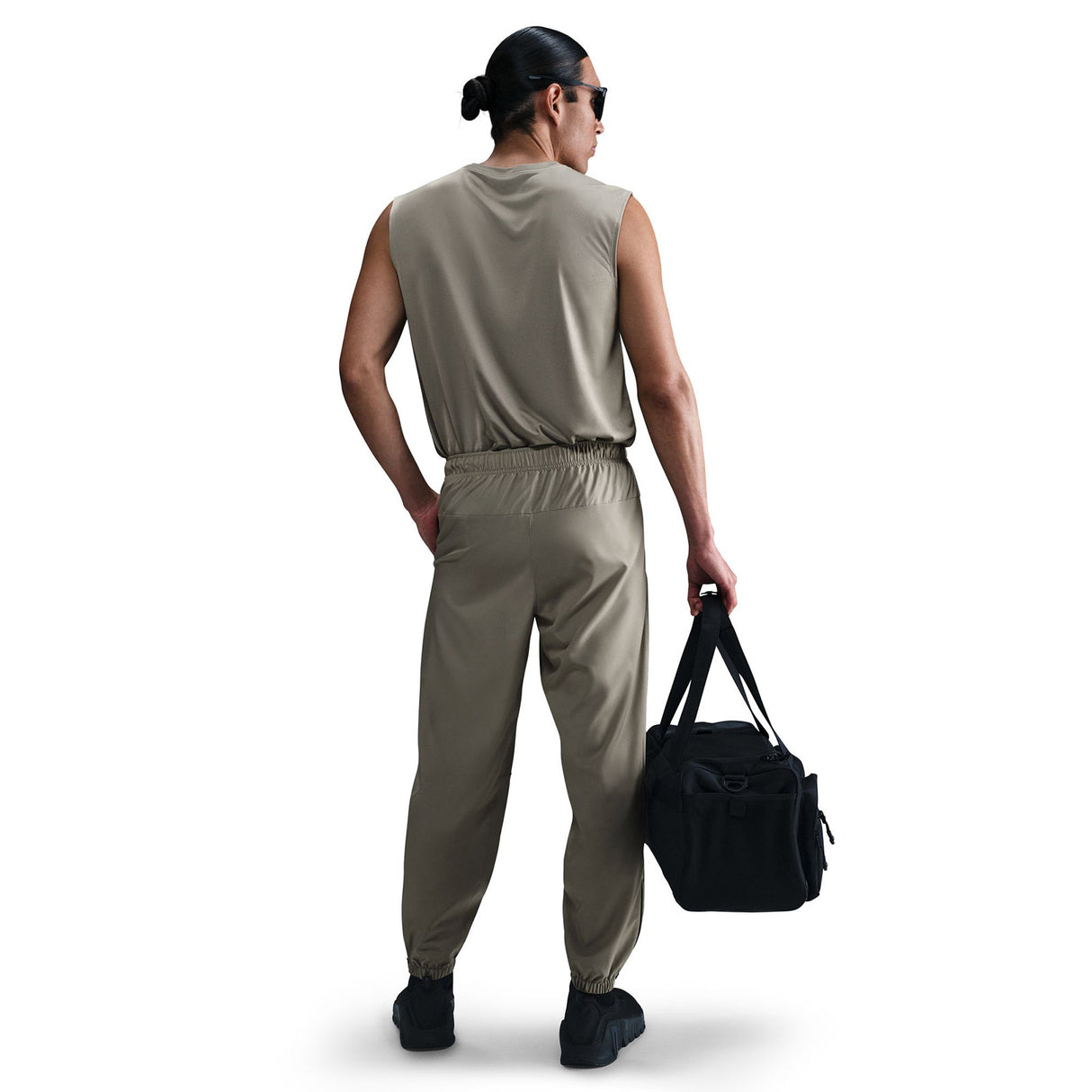 Nike Form Mens Dri-FIT Tapered Versatile Pants