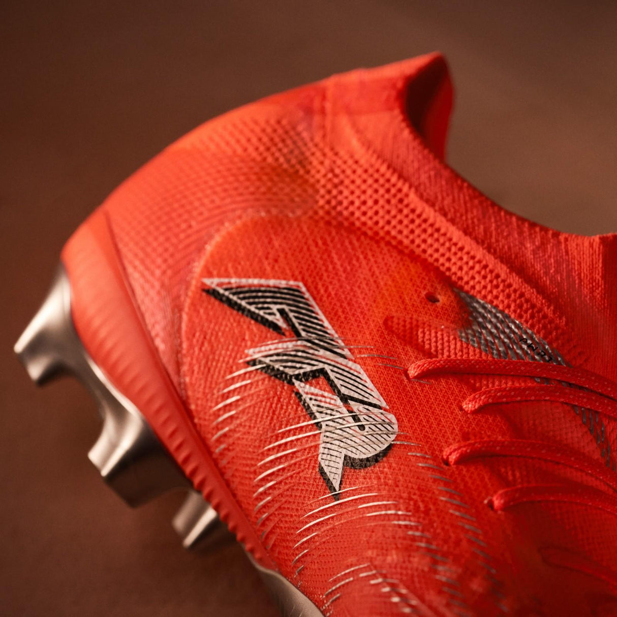 PUMA FUTURE 9 ULTIMATE LOW FG Red