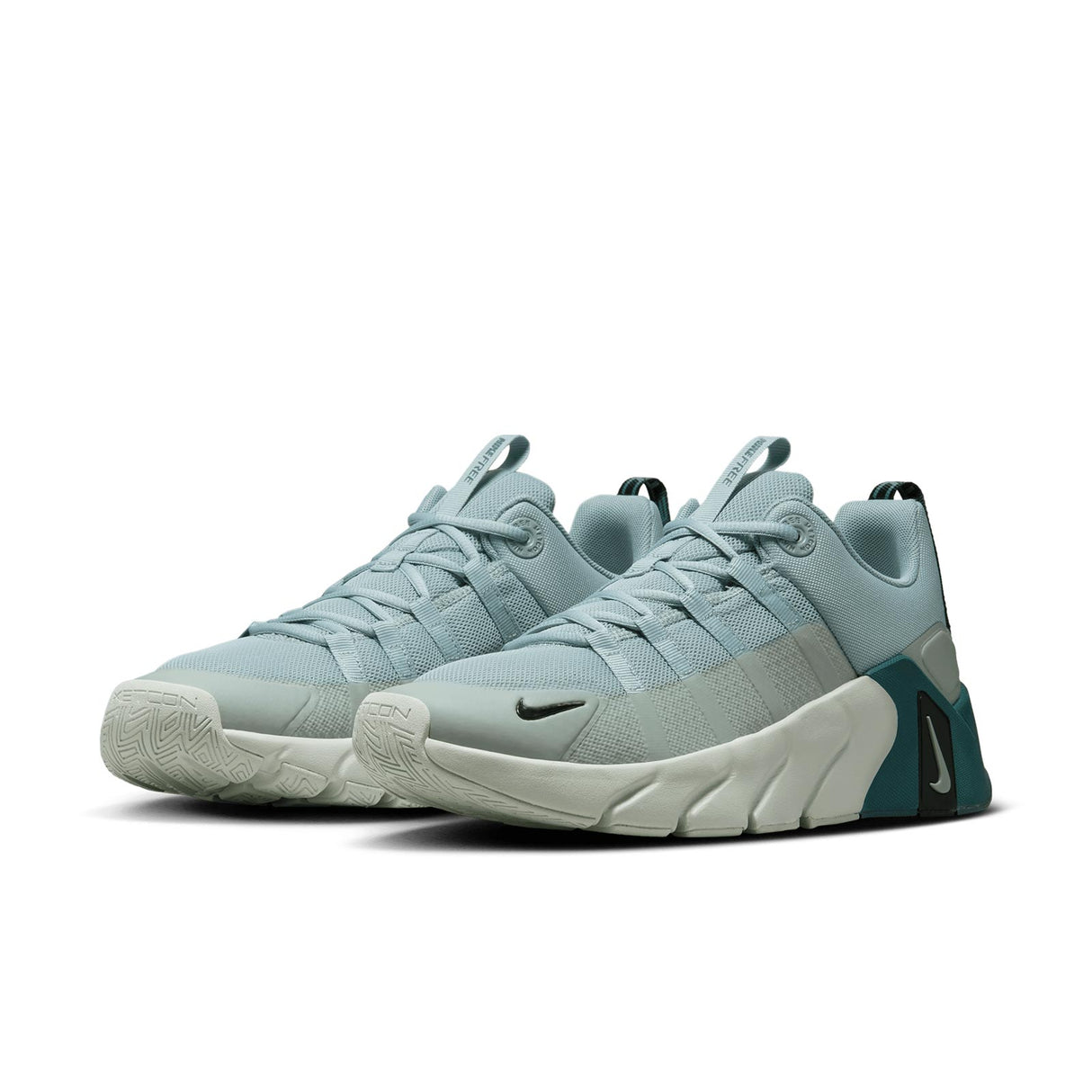 NIKE Free Metcon 7 Mens Silver