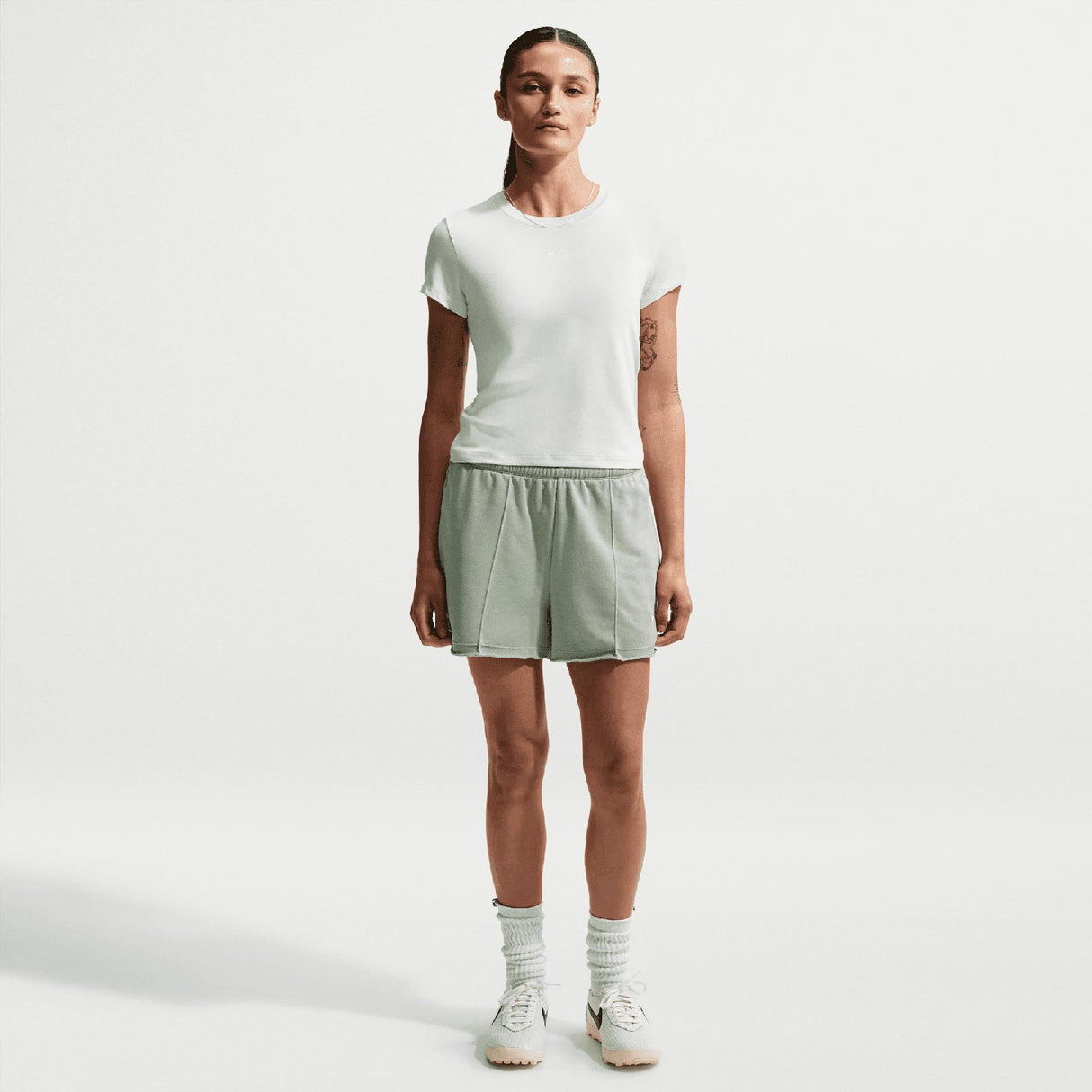 NIKE NSW CHLL KNT MD CROP TOP WMS Green