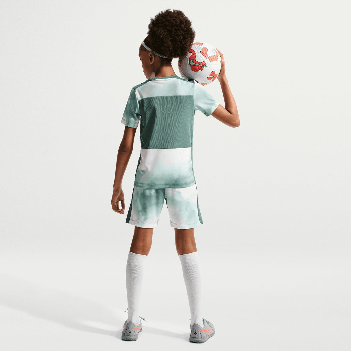 Nike Academy+ Kids Dri-FIT Soccer Shorts