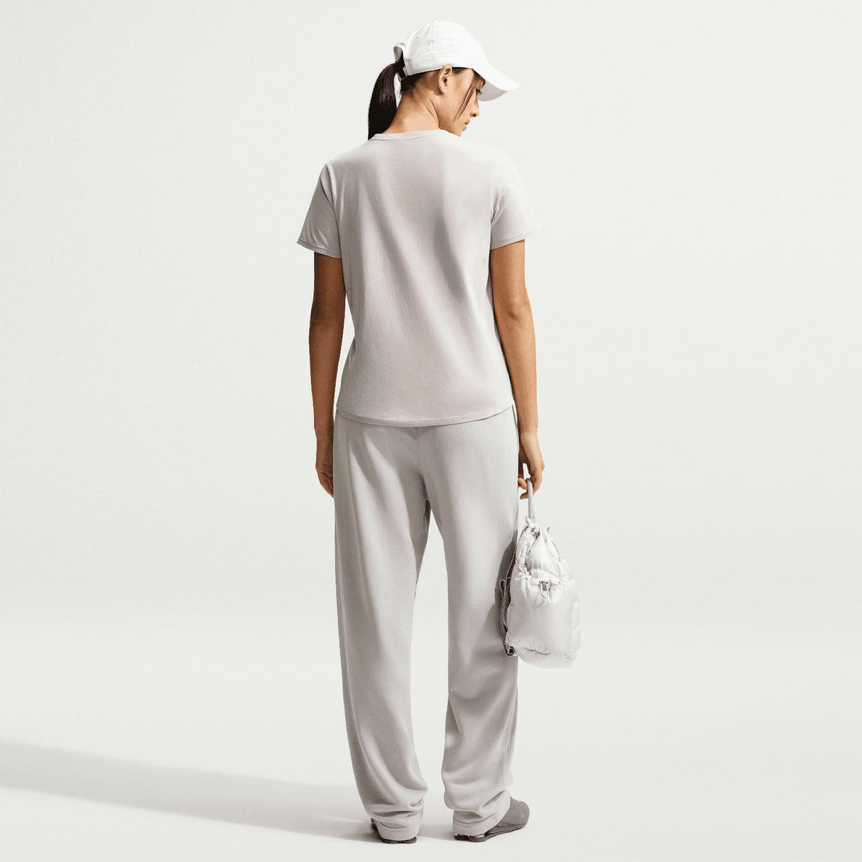 Nike W NSW Club SS Tee Cream