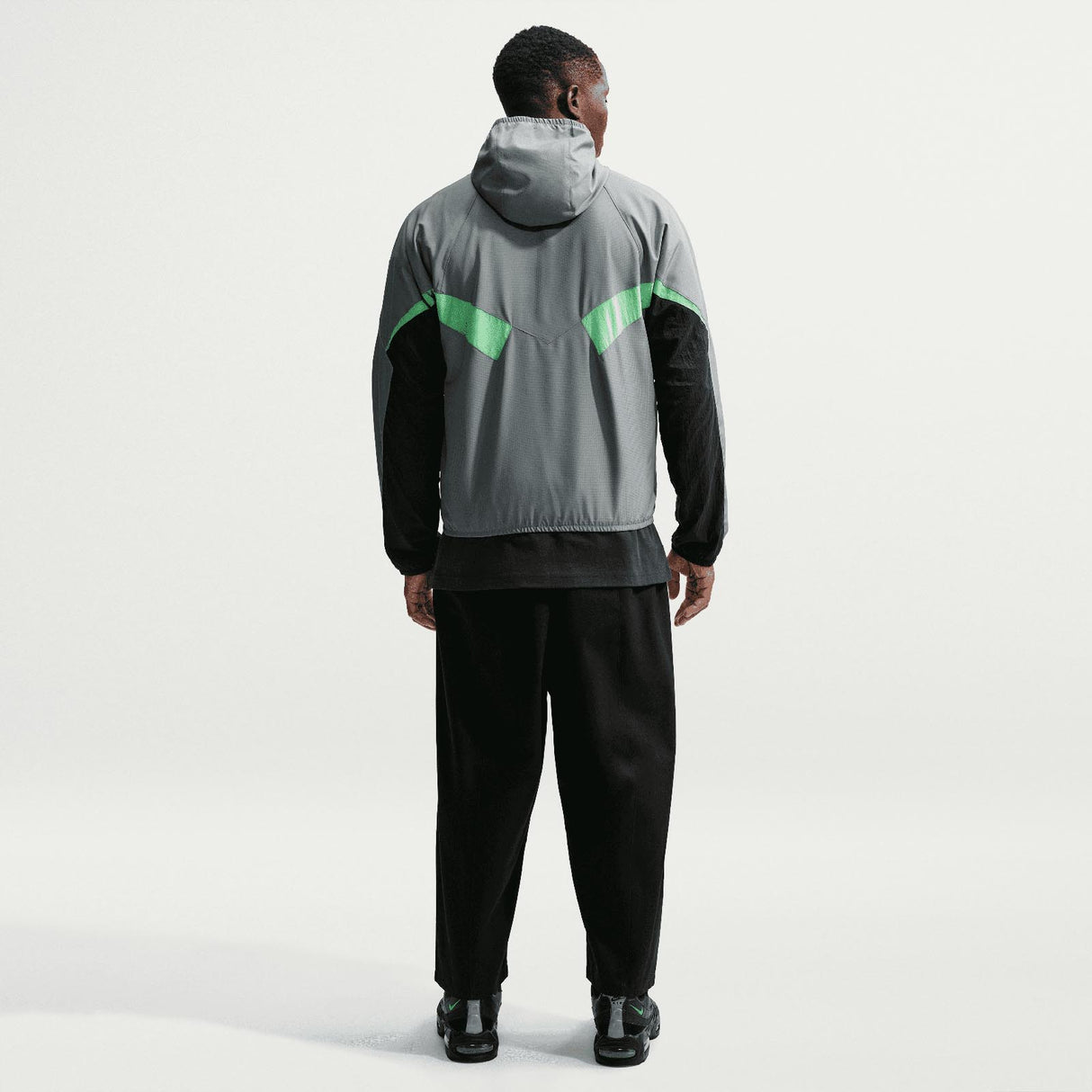 Nike Mens RPL PRMR hd Trk Jacket Green