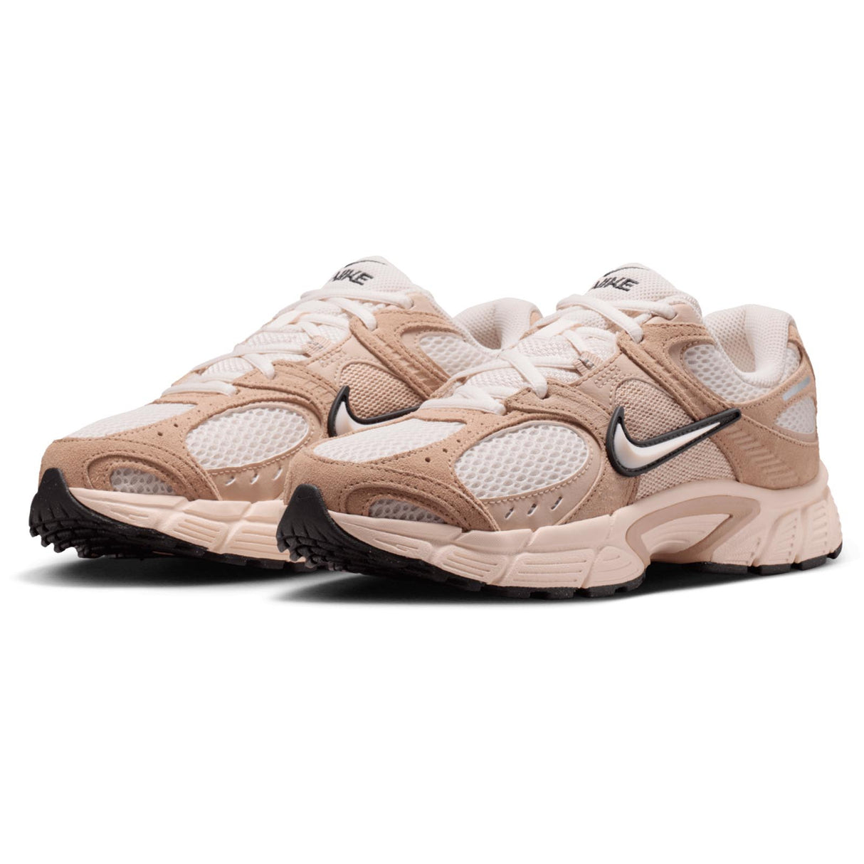 Nike V5 RNR SE Trainers Wmns Brown