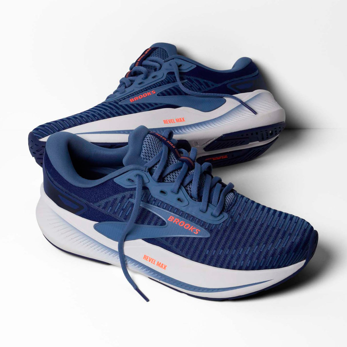 Brooks Mens Revel Max Blue