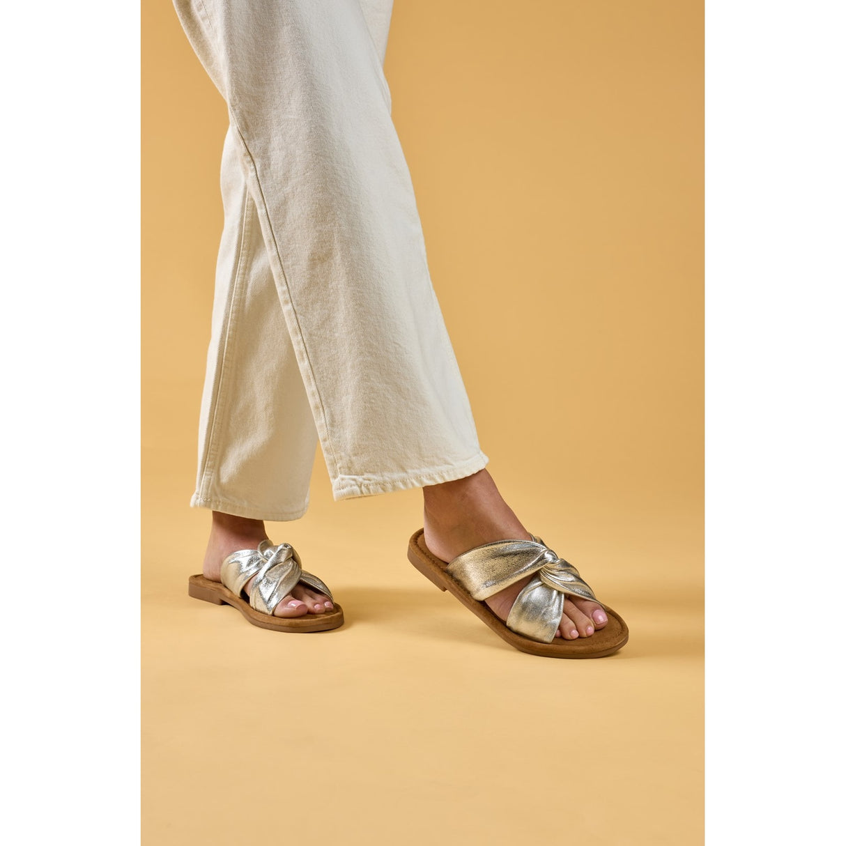Hush Puppies Womens Amy Wide Fit Sandal Silver