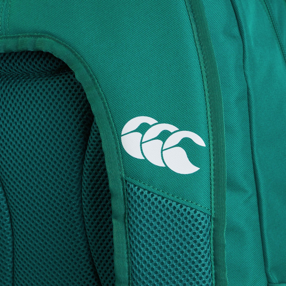 Canterbury IRFU Rugby Ireland 2025/26 Backpack – Intersport Elverys