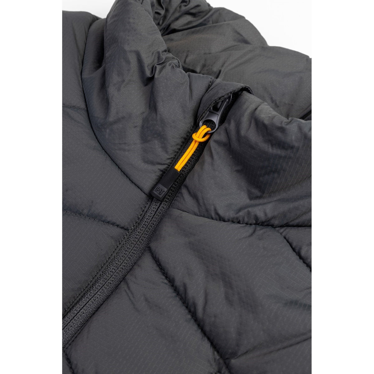 Caterpillar Mens Essentials Body Warmer Dark Shadow