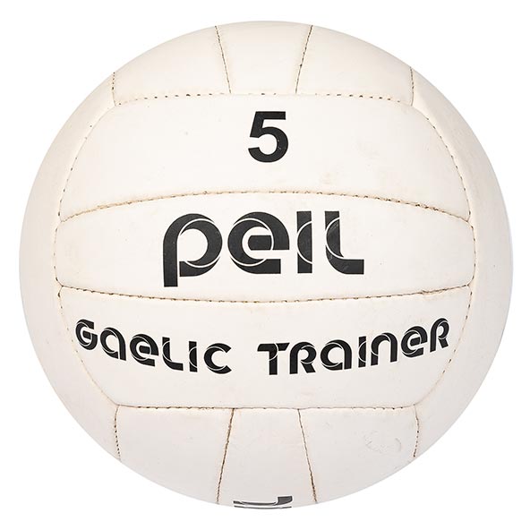 Peil Gaelic Trainer Football Size 5 White
