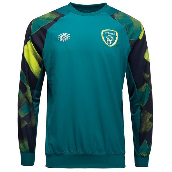 Umbro FAI Ireland 2022 Warm Up Long Sleeve Top