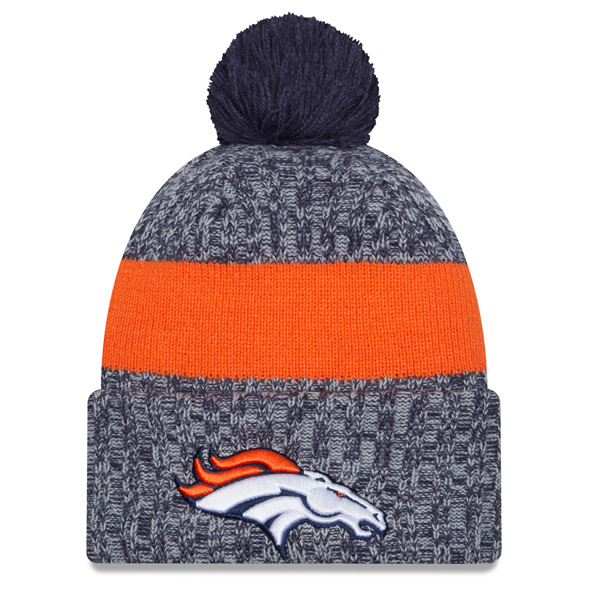 New Era Denver Broncos 2023/24 Sideline Cuffed Bobble Hat