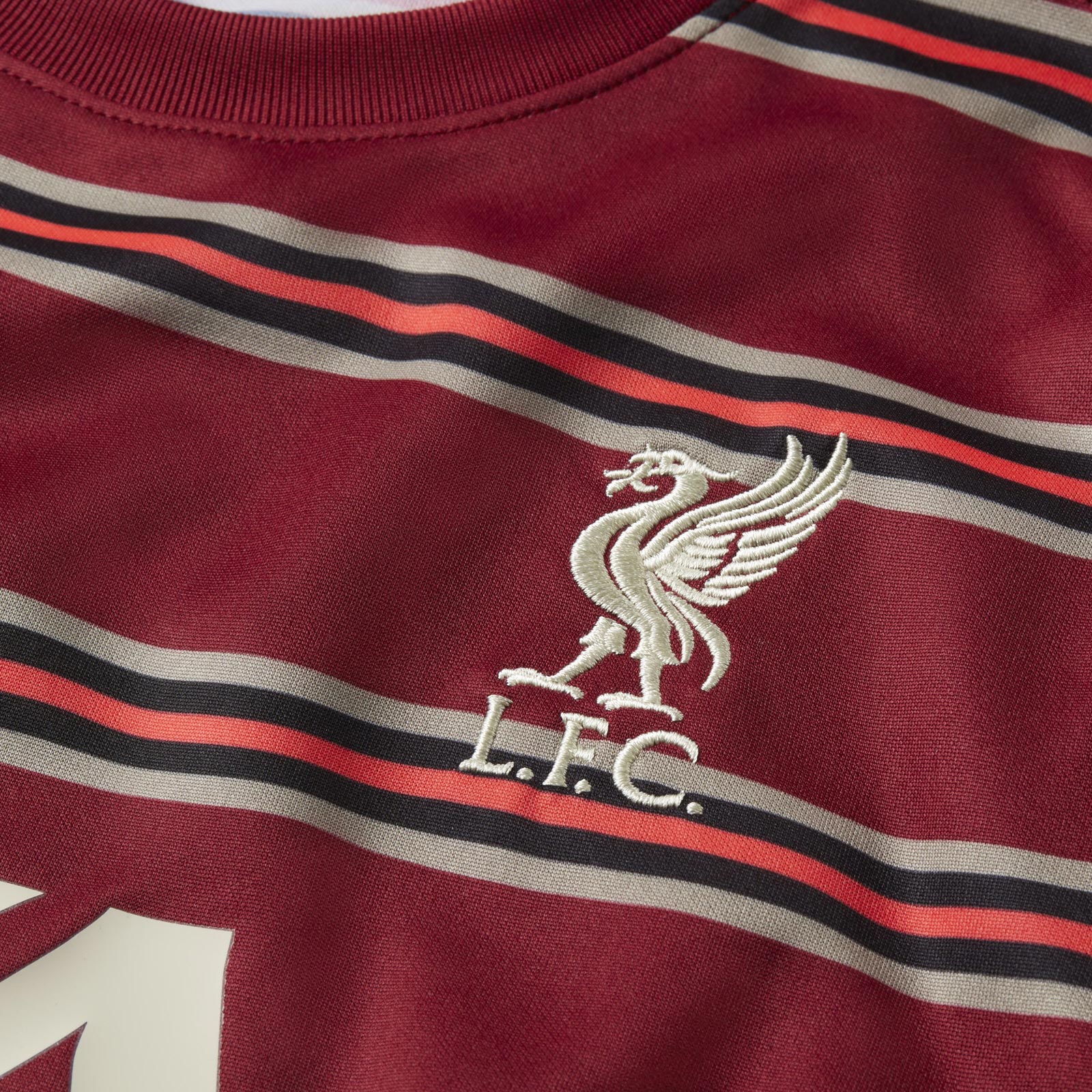 NIKE LIVERPOOL 21 PRE MATCH JERSEY RED