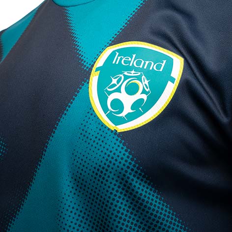 Umbro Ireland FAI 2022 Graphic Training T-Shirt