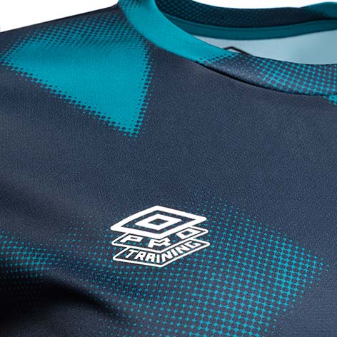 Umbro Ireland FAI 2022 Graphic Training T-Shirt