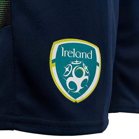 Umbro Ireland FAI 2022 Training Shorts