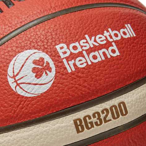 Molten Basketball Ireland Indoor/Outdoor Basketball - Size 5