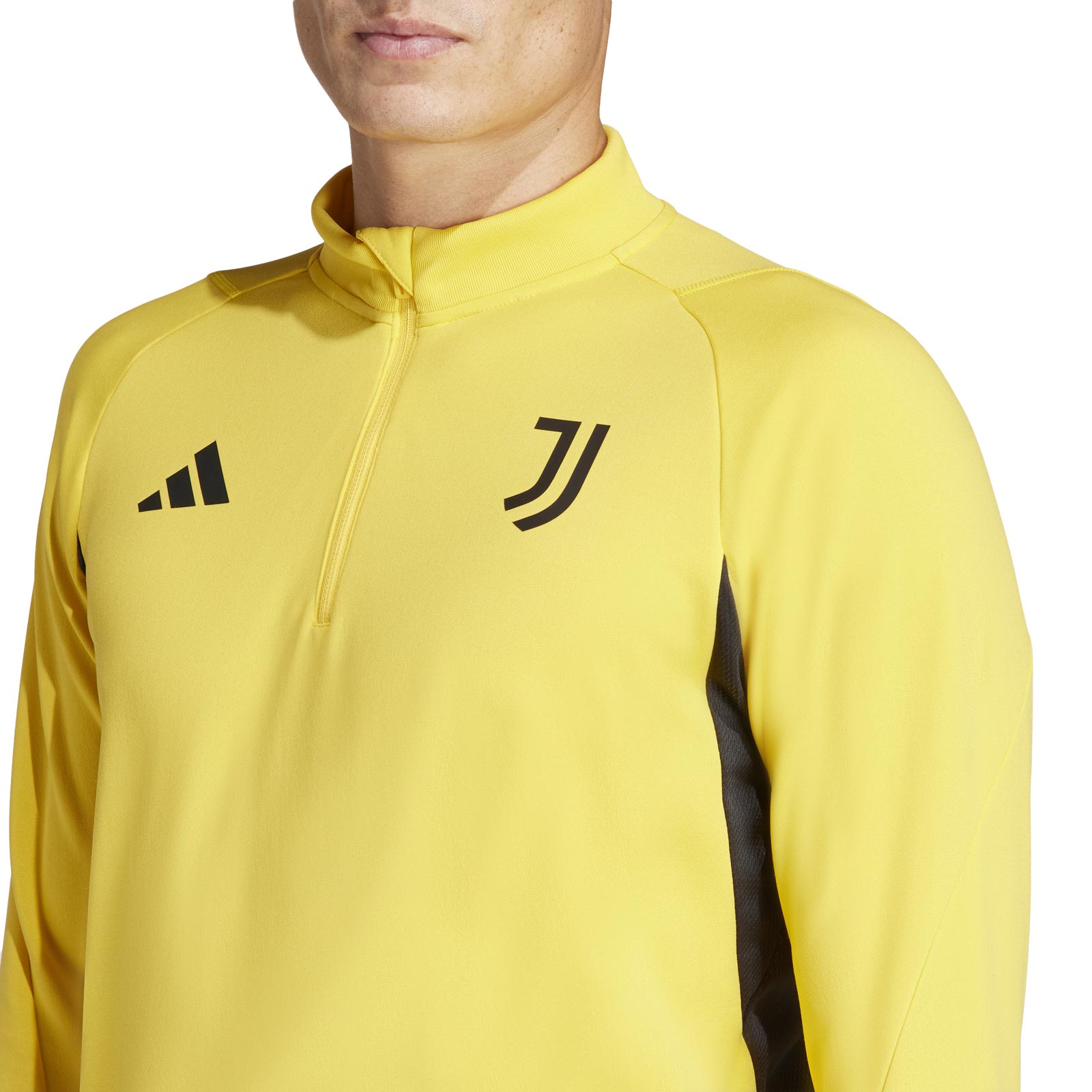 adidas Juventus 2023/24 Training Quarter-Zip Top
