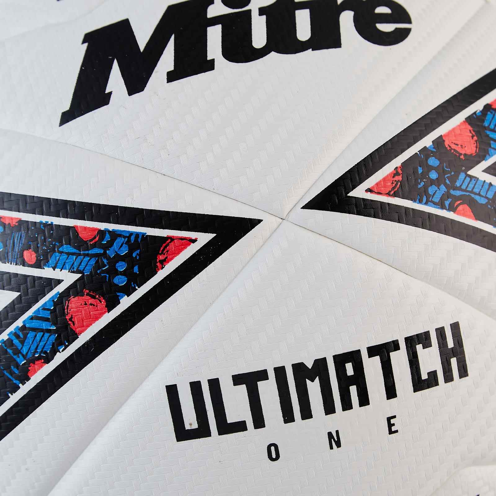 MITRE ULTIMATCH ONE 24 FOOTBALL - SIZE 5