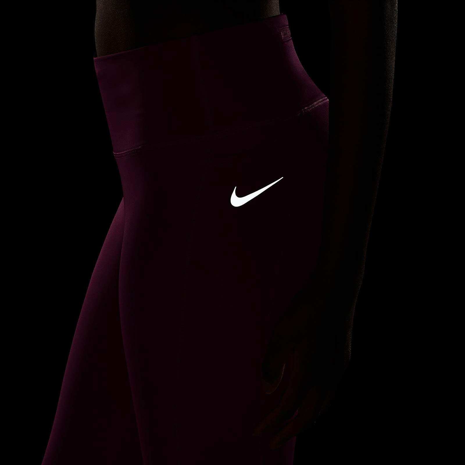 Nike Epic Fast Womens Mid-Rise Pocket Running Leggings, Leggings, Clothing, Women, Elverys