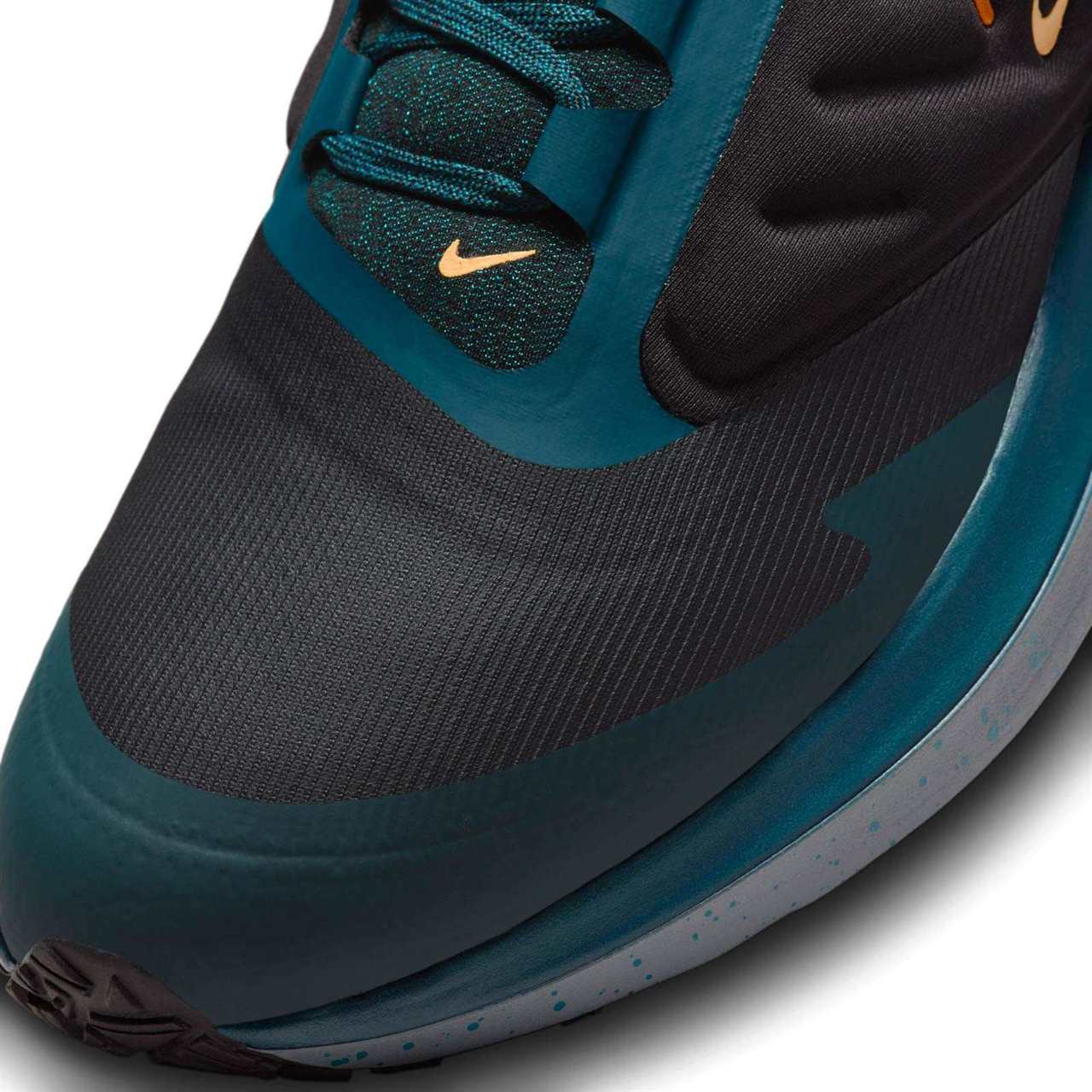 NIKE AIR WINFLO 9 SHIELD MENS WEATHERIZED ROAD RUNNING SHOES