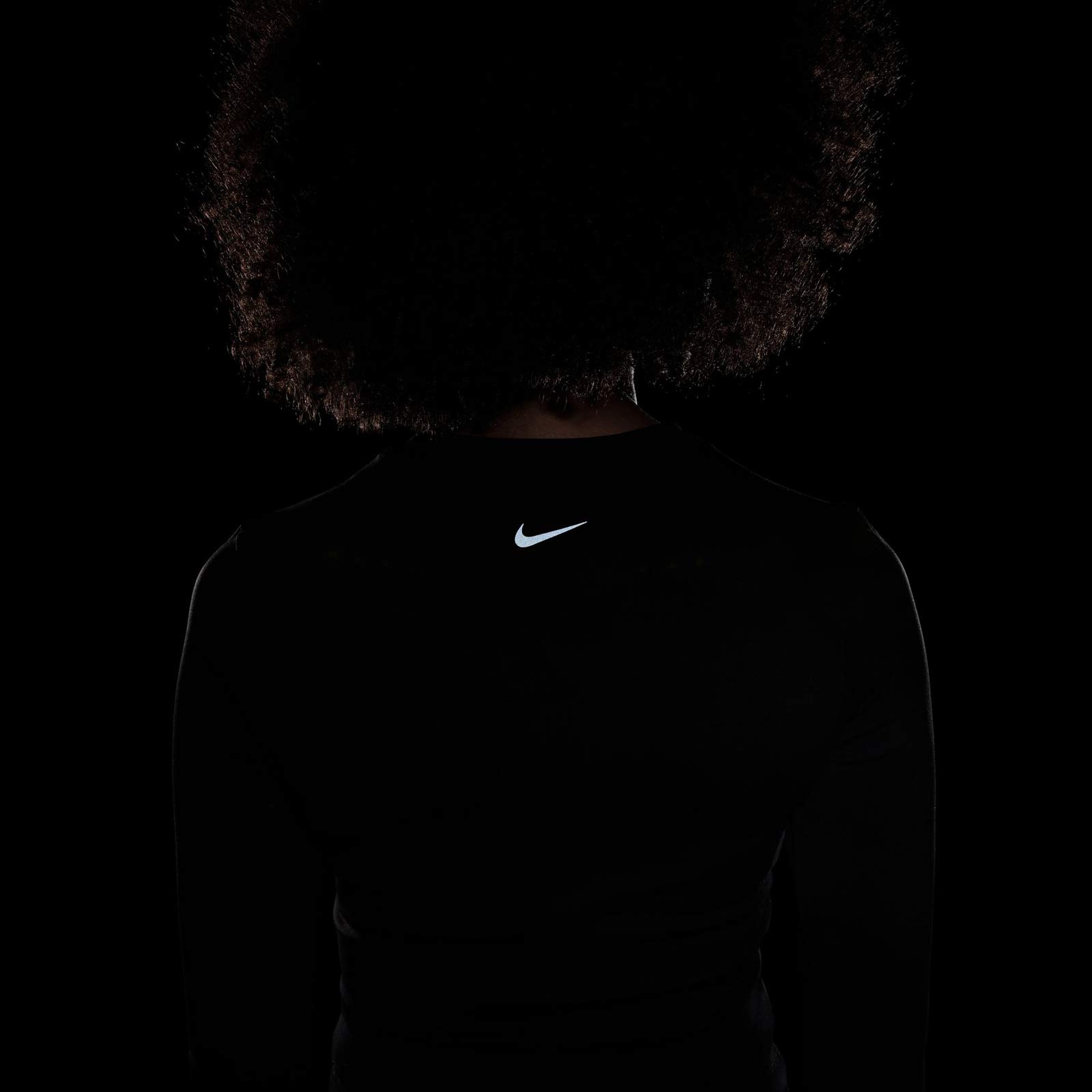 NIKE ONE FITTED WOMENS DRI-FIT LONG-SLEEVE TOP