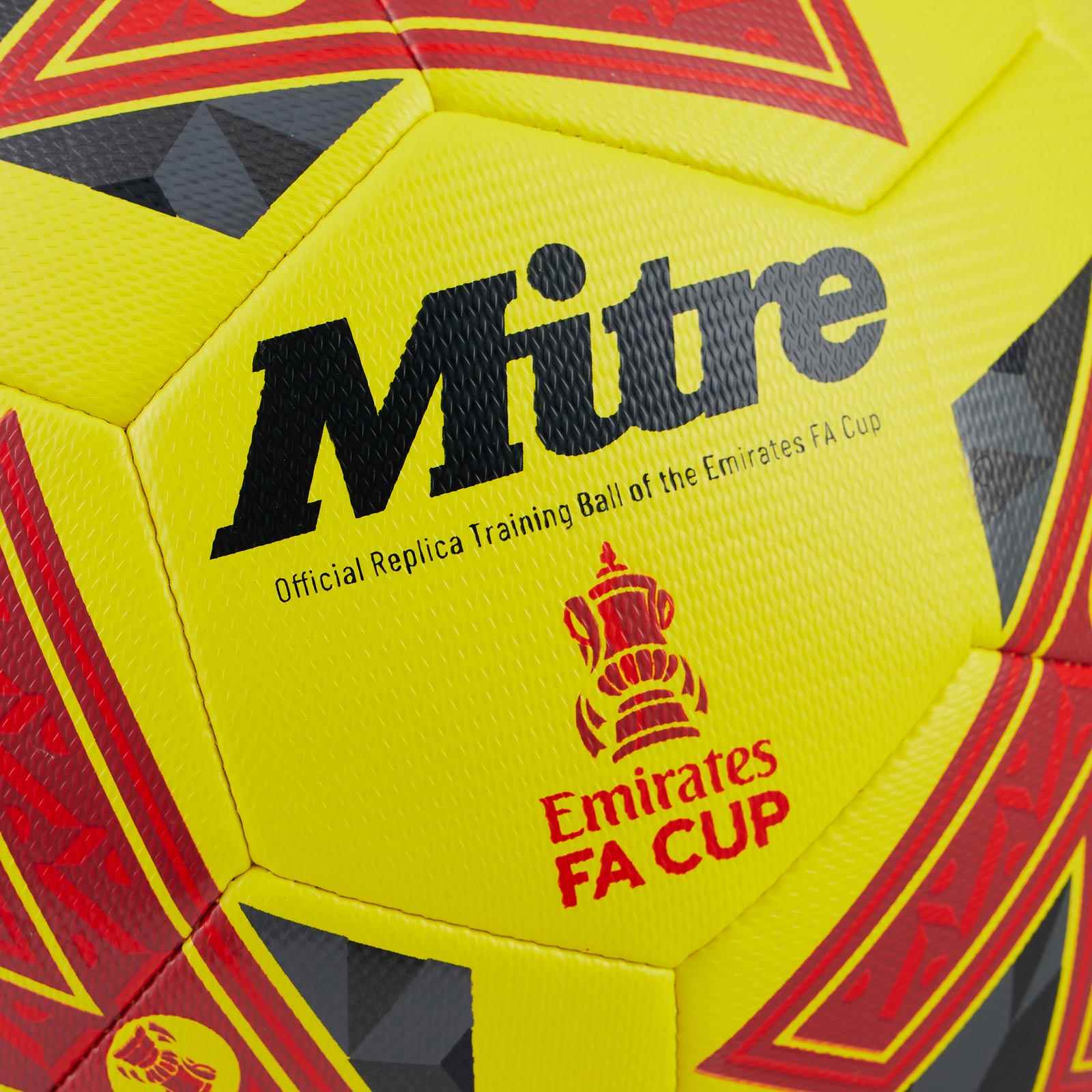 MITRE FA CUP 2023/24 TRAIN FOOTBALL